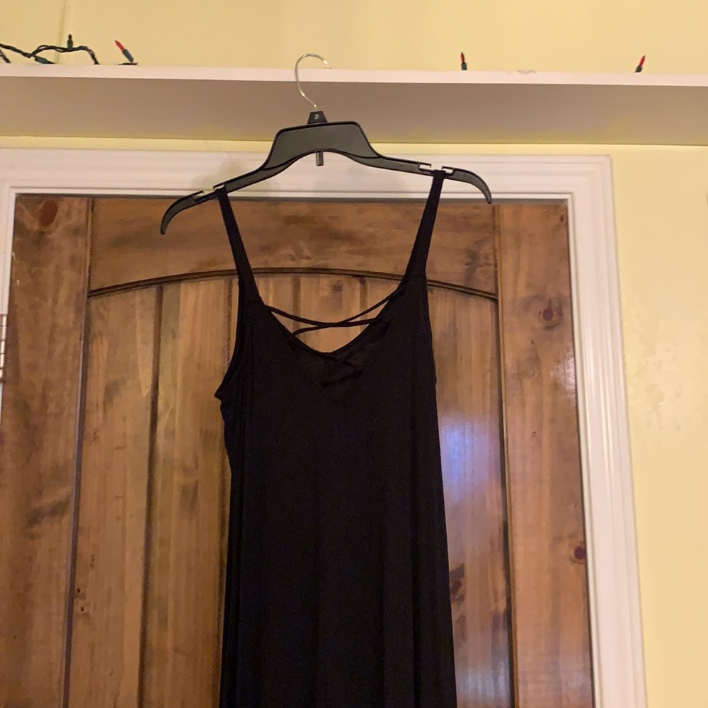 Clothes - Picture 3 of 3
